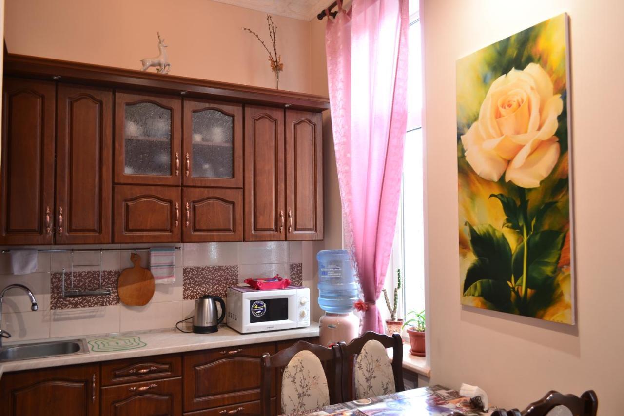 Apartment On Shevchenka Boulevard Тернопил Екстериор снимка